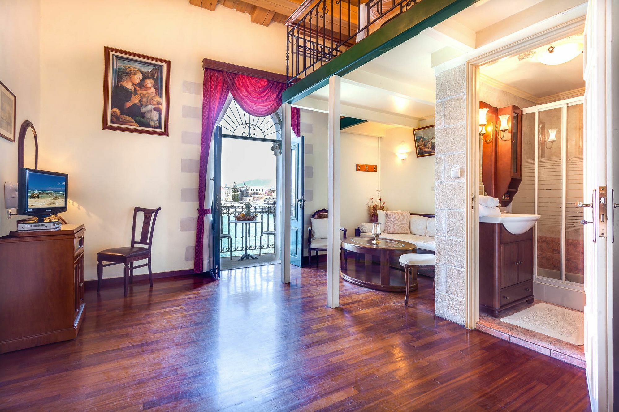 Casa Leone Hotel 3*